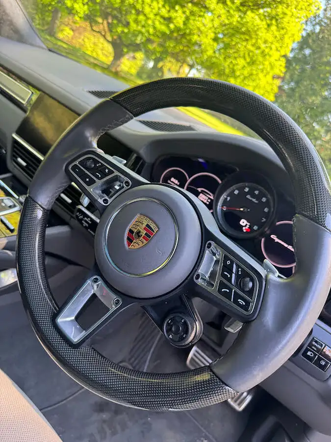 2020-porsche-cayenne-40-v8-turbo-station-wagon-big-2