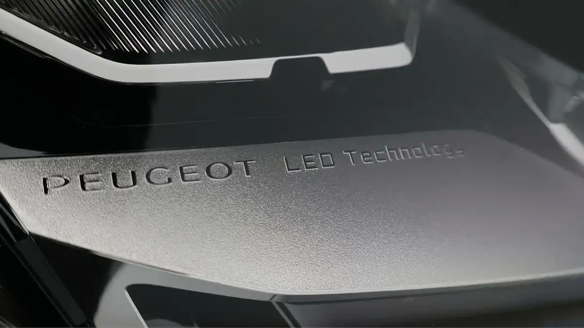 2021-peugeot-3008-suv-15-bluehdi-allure-premium-big-24