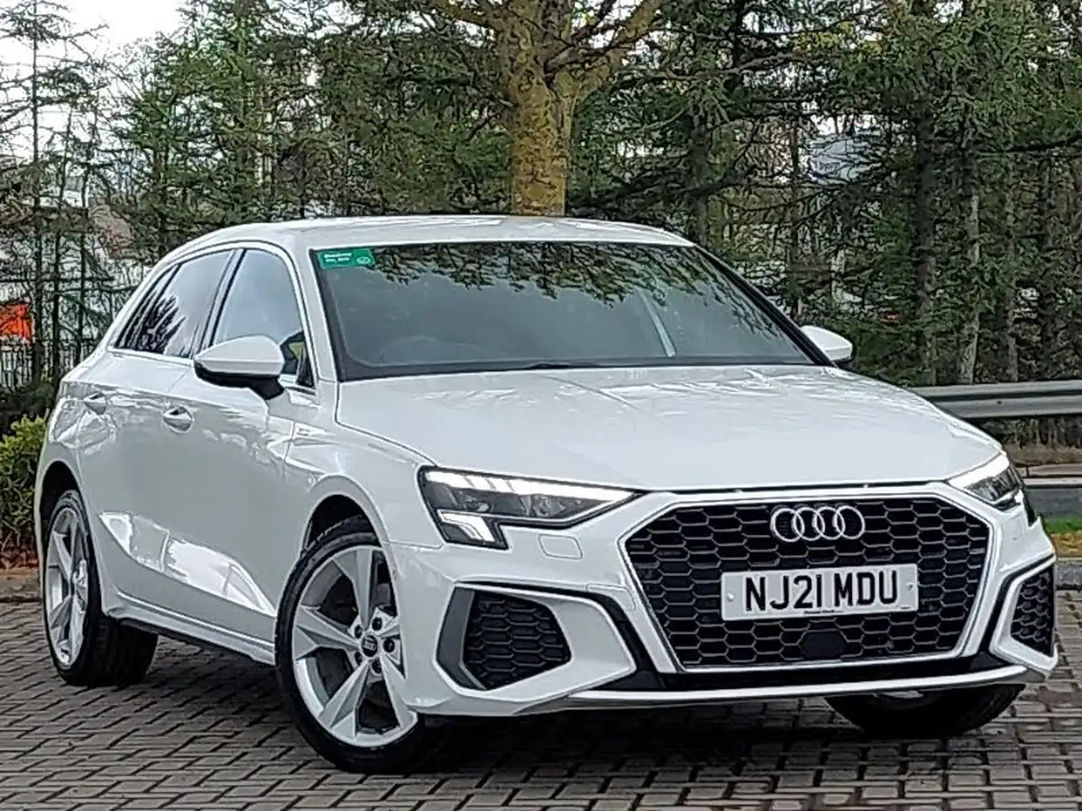 2021-audi-a3-14-40-tfsi-e-s-line-big-0