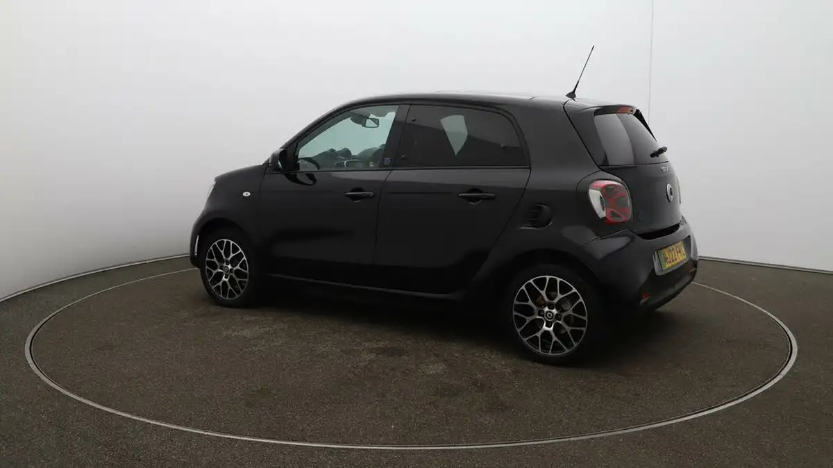 2022-smart-forfour-eq-exclusive-big-27
