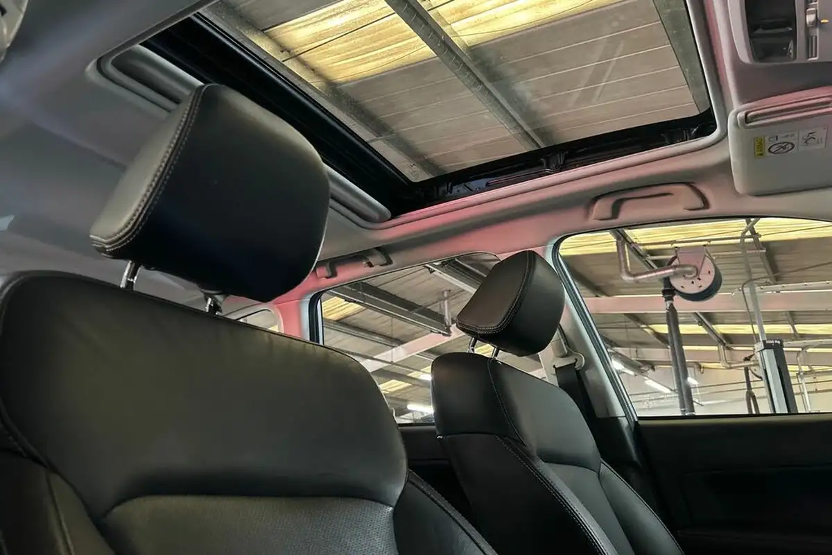 2018-subaru-forester-20-xe-premium-4x4-lineartronic-big-23