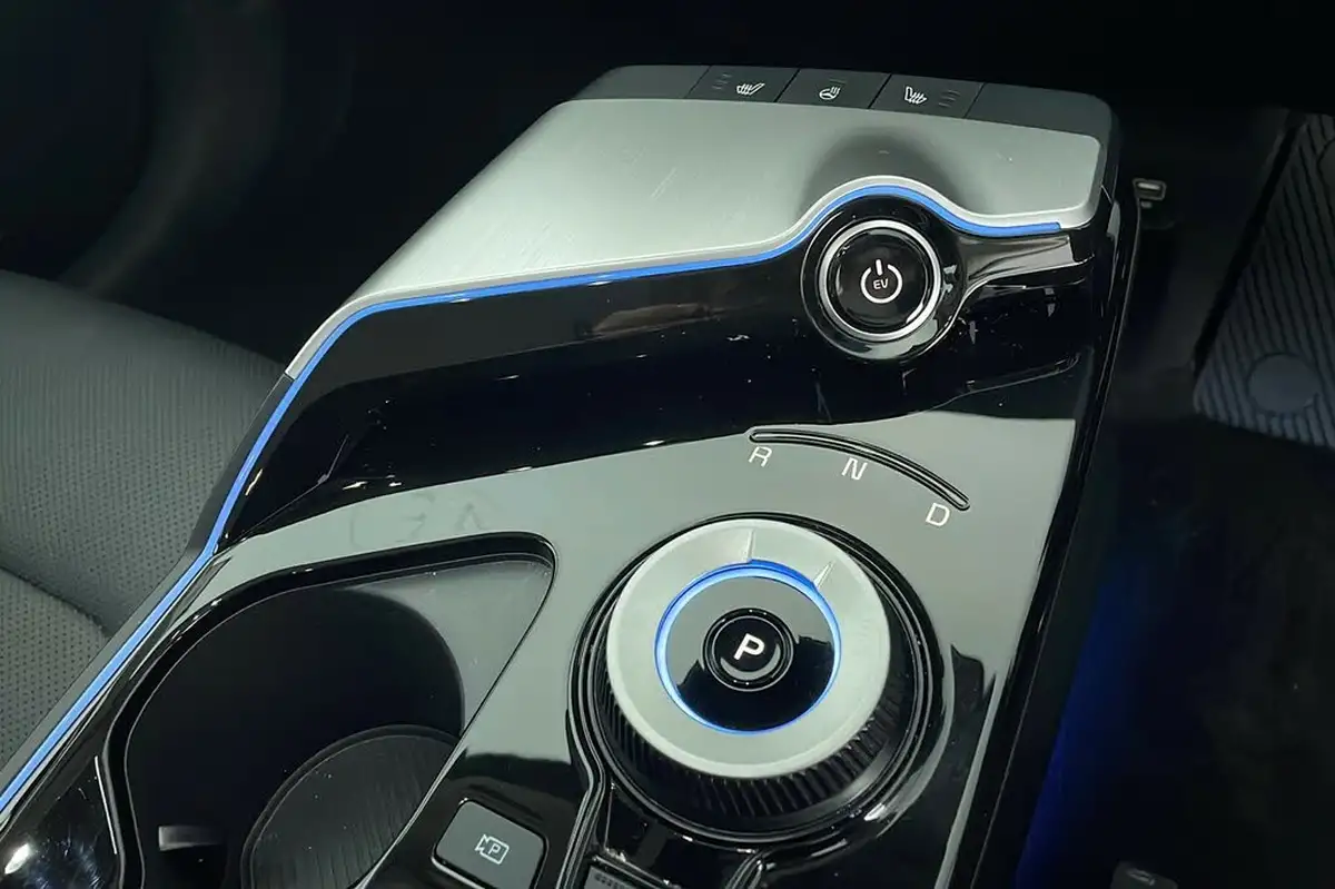 2023-kia-ev6-e-air-big-14