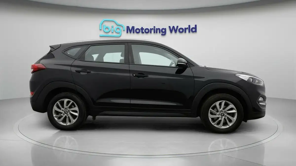 2018-hyundai-tucson-16-gdi-blue-drive-se-nav-big-7
