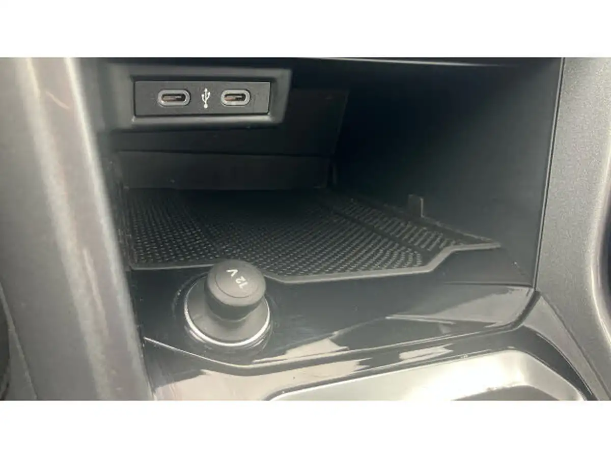 2024-volkswagen-t-roc-15-tsi-style-hatchback-5d-big-28
