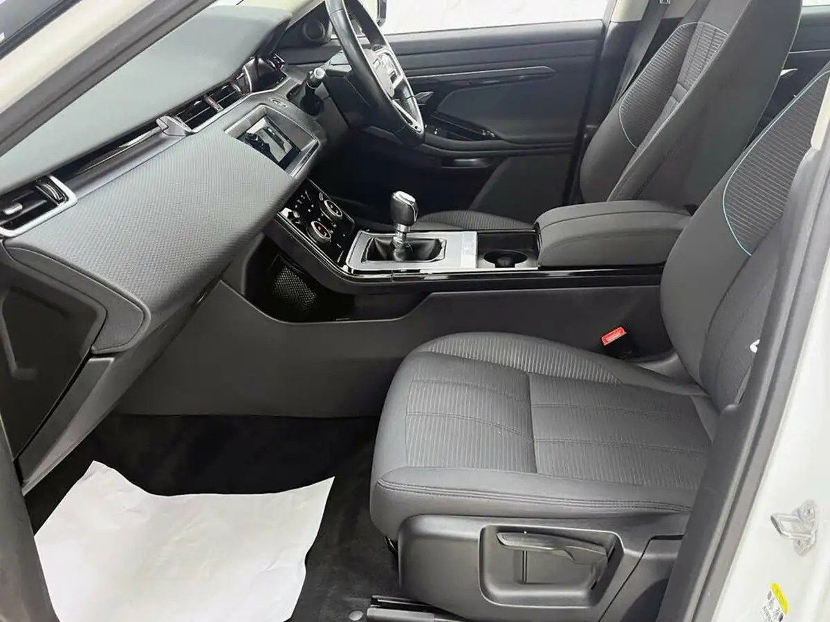 2021-land-rover-range-rover-evoque-20-d165-evoque-big-17