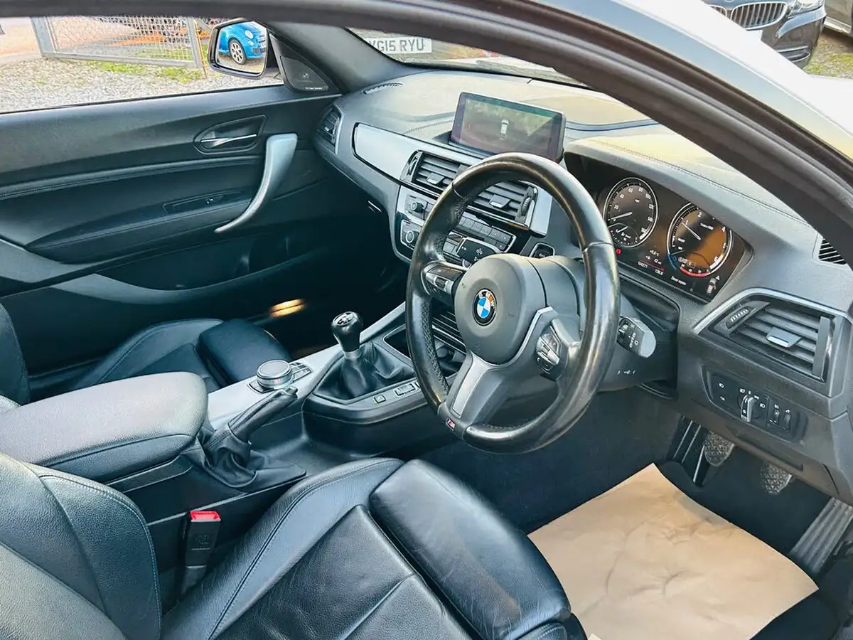 2019-bmw-1-series-20td-118d-m-sport-shadow-edition-ss-3d-big-12