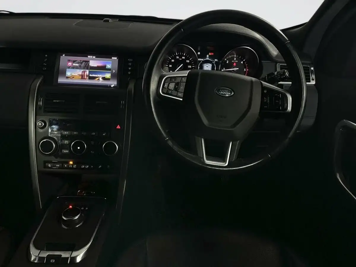 2018-land-rover-discovery-sport-20td4-landmark-big-13