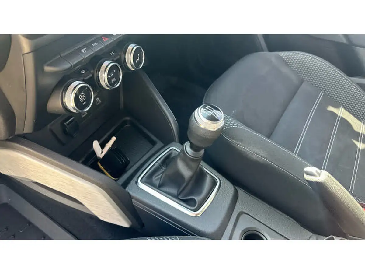 2021-dacia-duster-09-tce-prestige-big-12