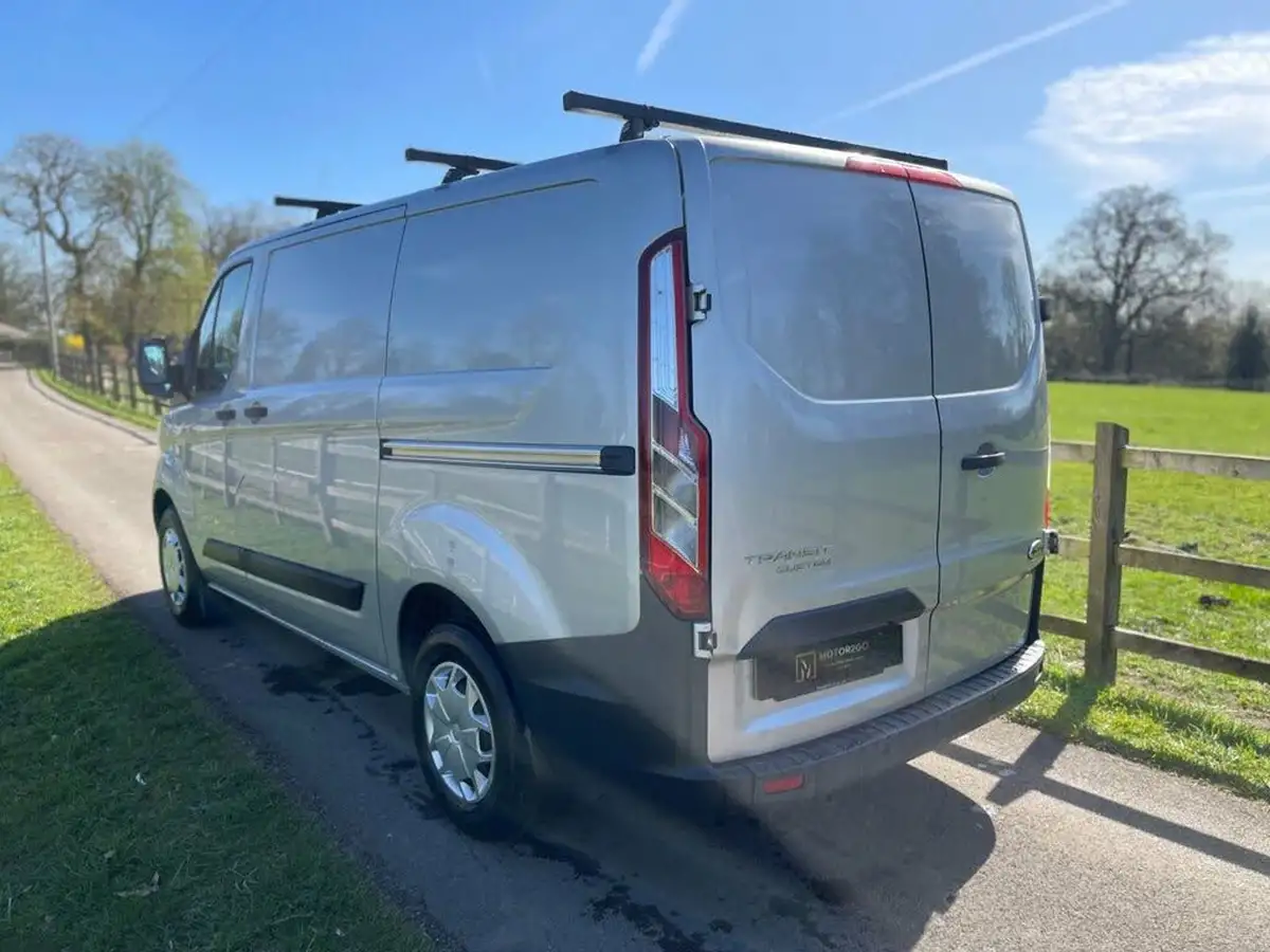 2016-ford-transit-custom-22tdci-270-l1h1-trend-125ps-panel-van-big-3