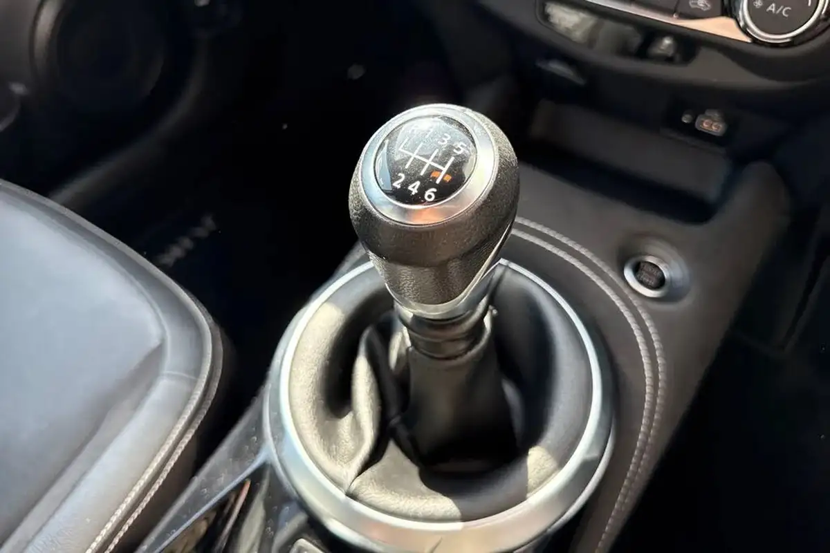 2020-nissan-juke-10-dig-t-tekna-117ps-big-22
