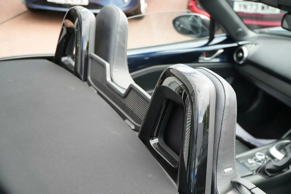 2024-mazda-mx-5-15-exclusive-line-roadster-big-27