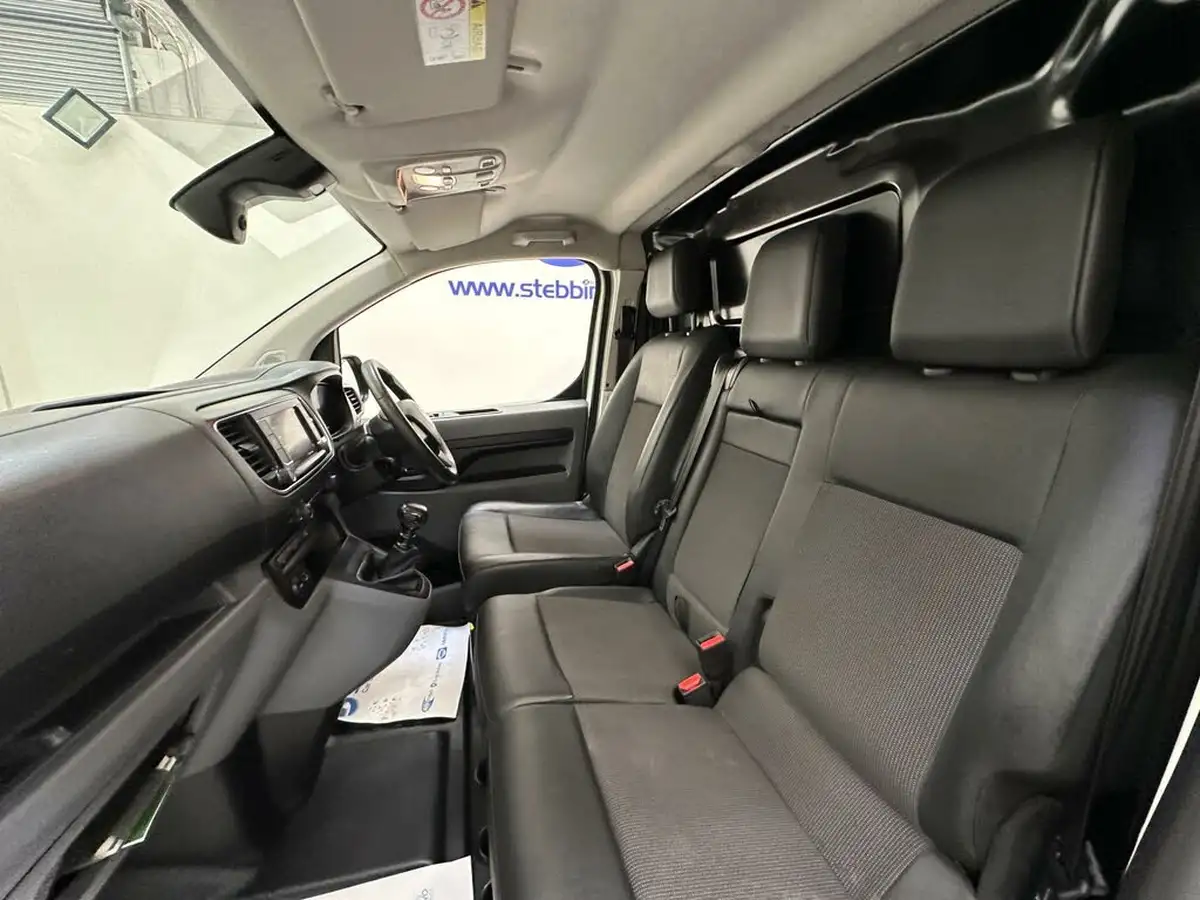 2021-vauxhall-vivaro-15td-2700-l1h1-sportive-120pseu6d-big-20