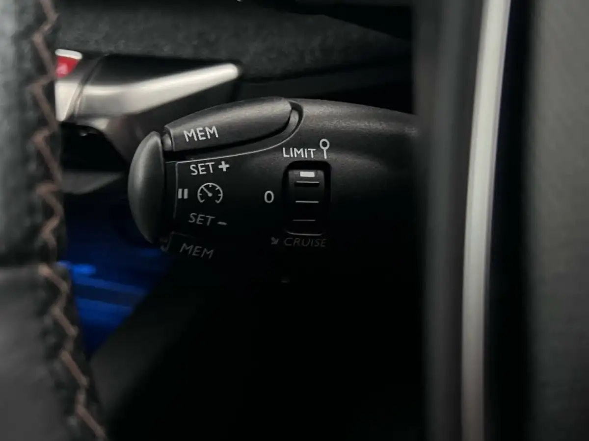 2018-peugeot-3008-suv-16-bluehdi-gt-line-eat6-big-18