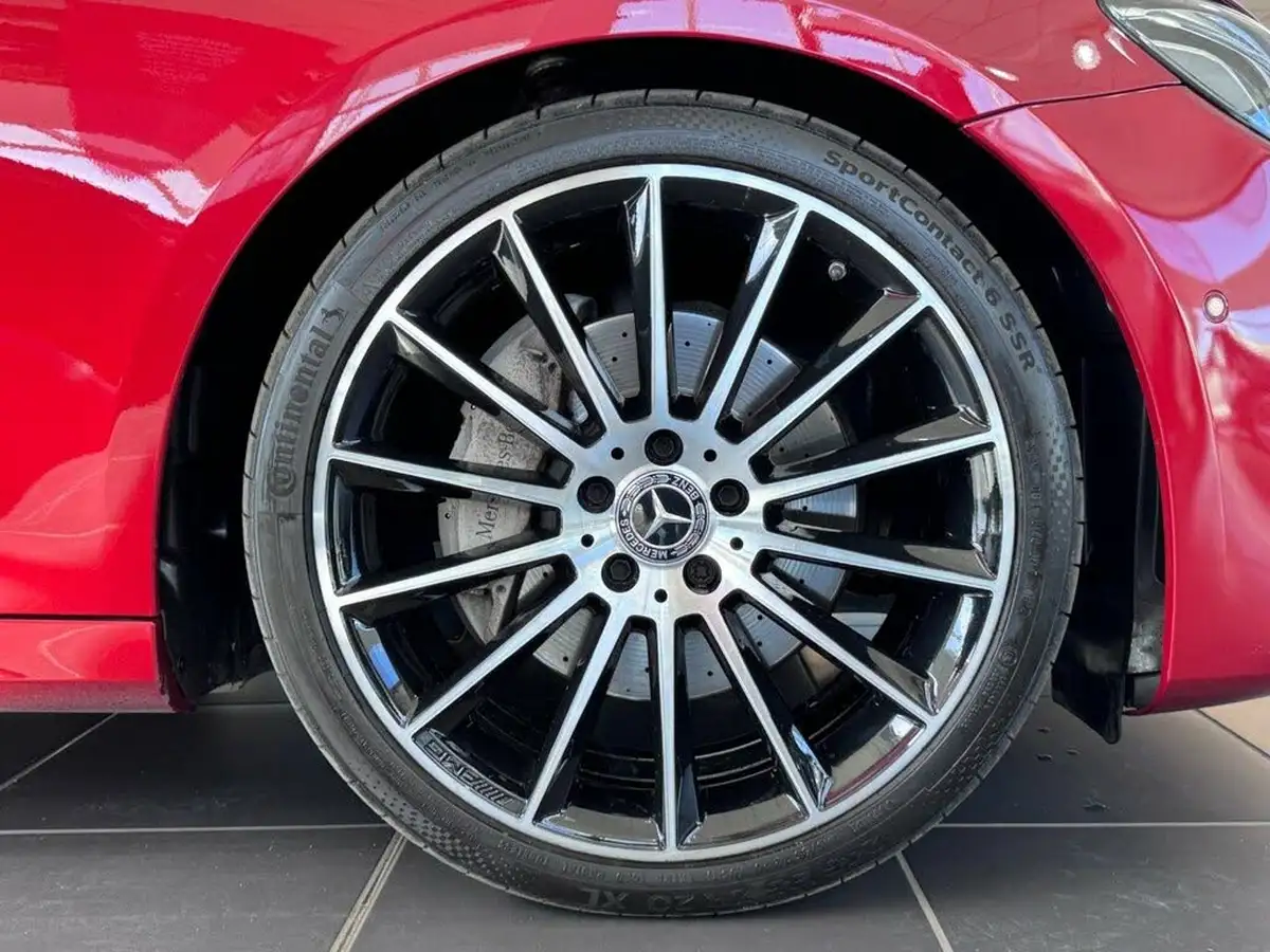 2020-mercedes-benz-e-class-20d-e300d-amg-line-edition-premium-plus-estate-5d-big-27