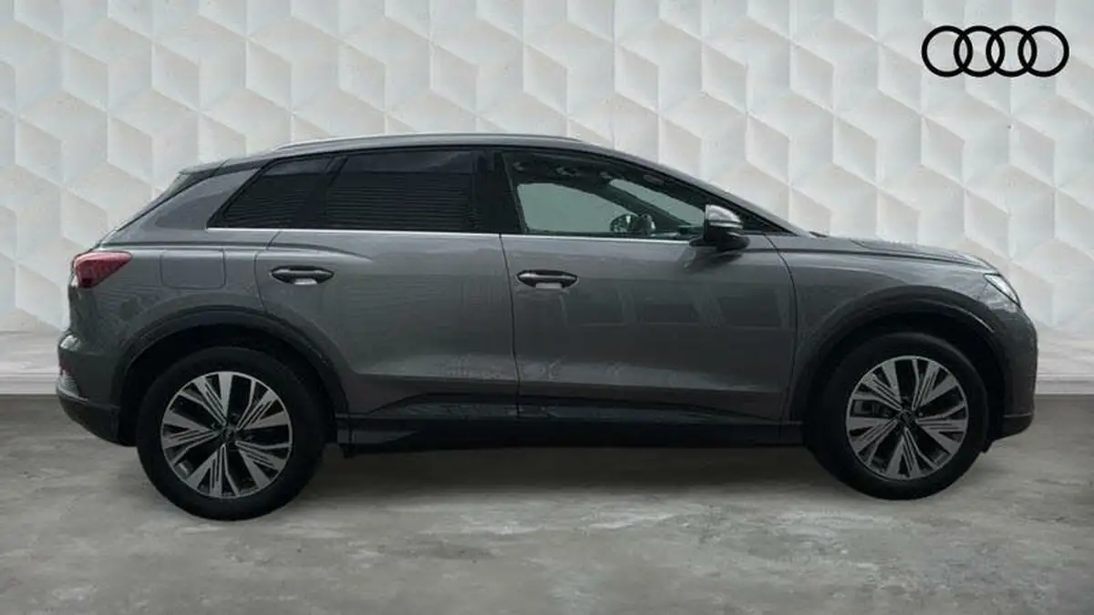 2024-audi-q4-e-tron-45e-sport-station-wagon-auto-big-3