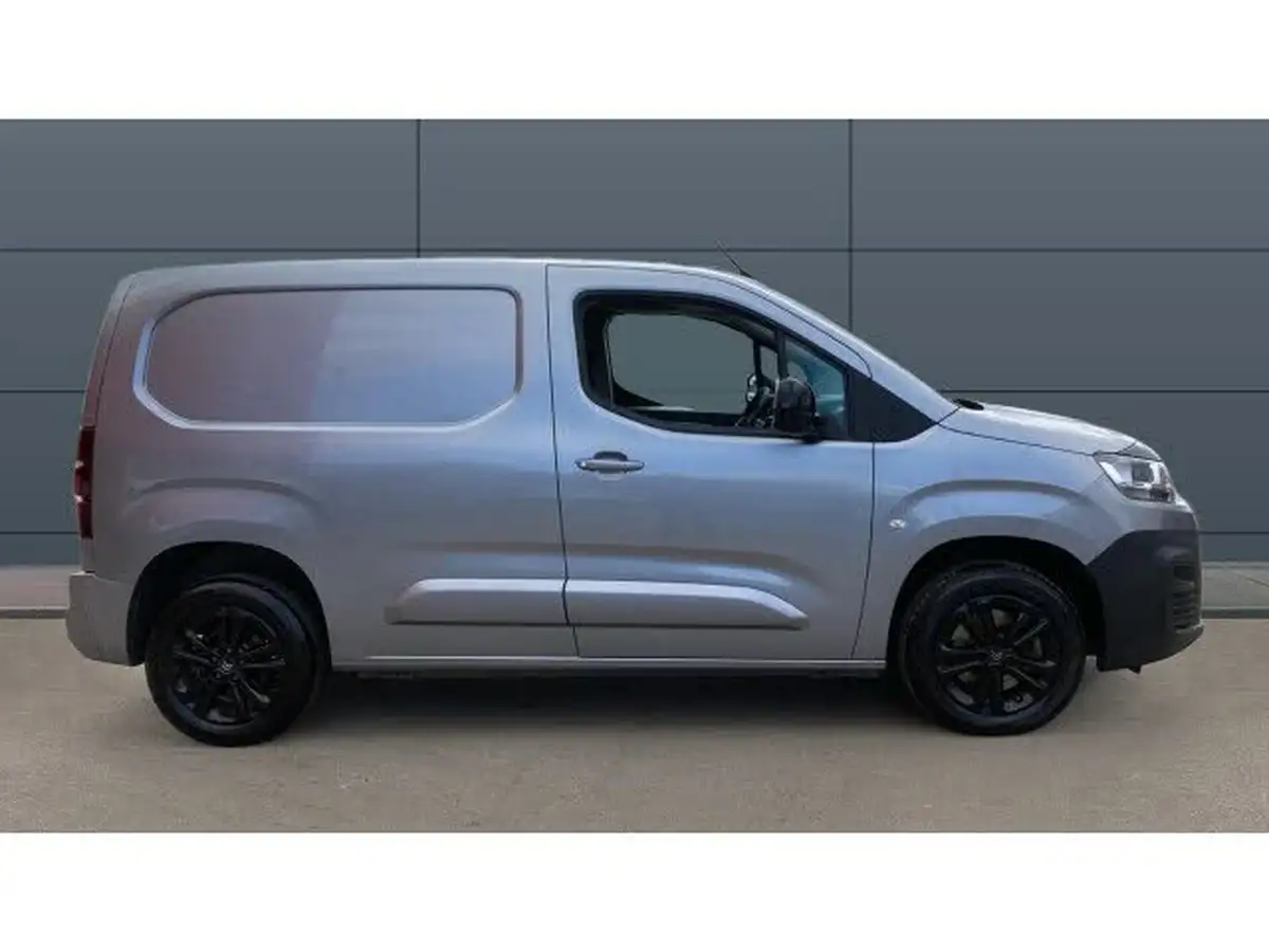 2021-citroen-berlingo-15bluehdi-1000-driver-130pseu6dt-e-ss-eat8-big-4