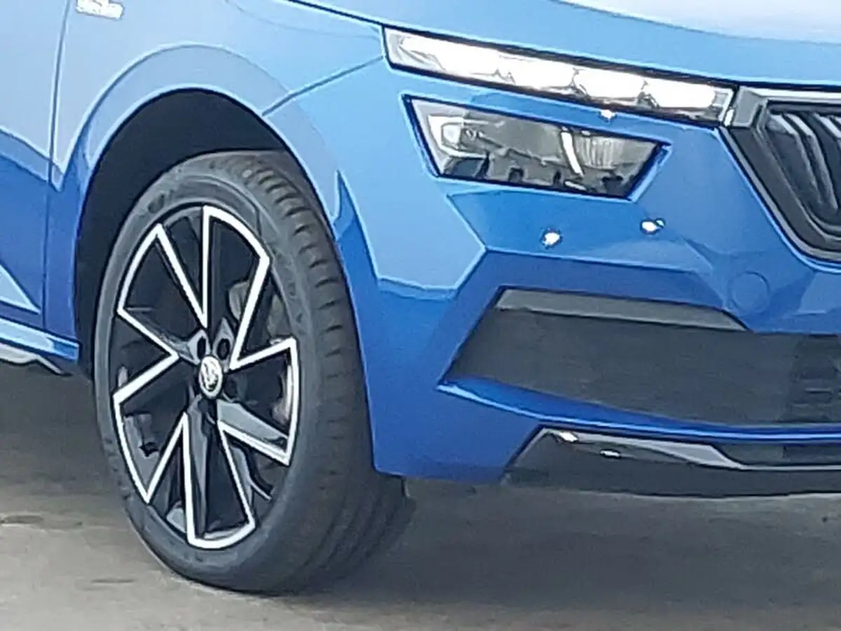2022-skoda-kamiq-10-tsi-monte-carlo-111ps-dsg-big-8