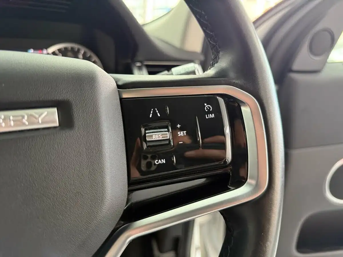 2021-land-rover-discovery-sport-20-d165-s-big-30