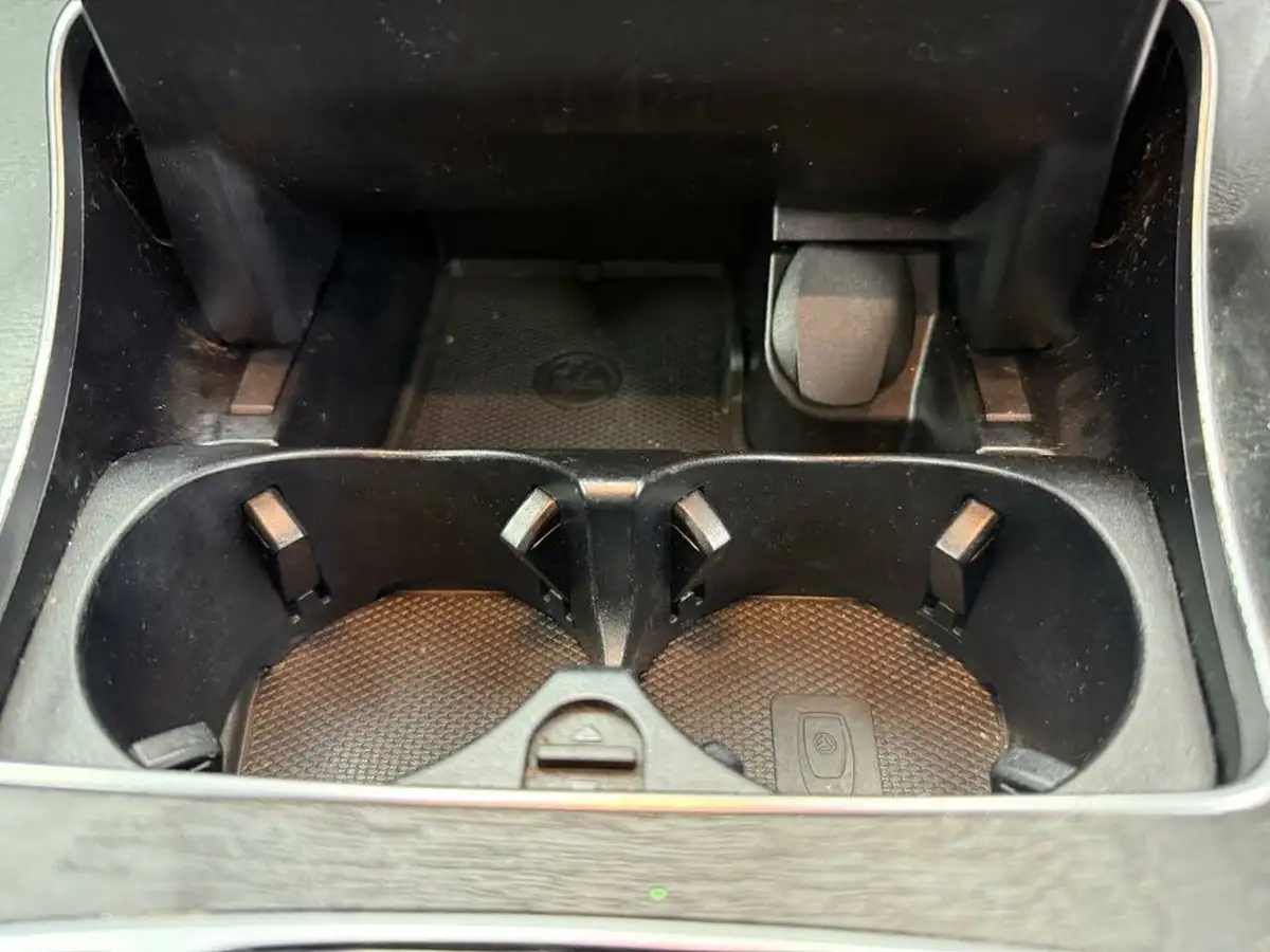 2019-mercedes-benz-c-class-20d-c300d-amg-line-245ps-ss-estate-5d-big-46