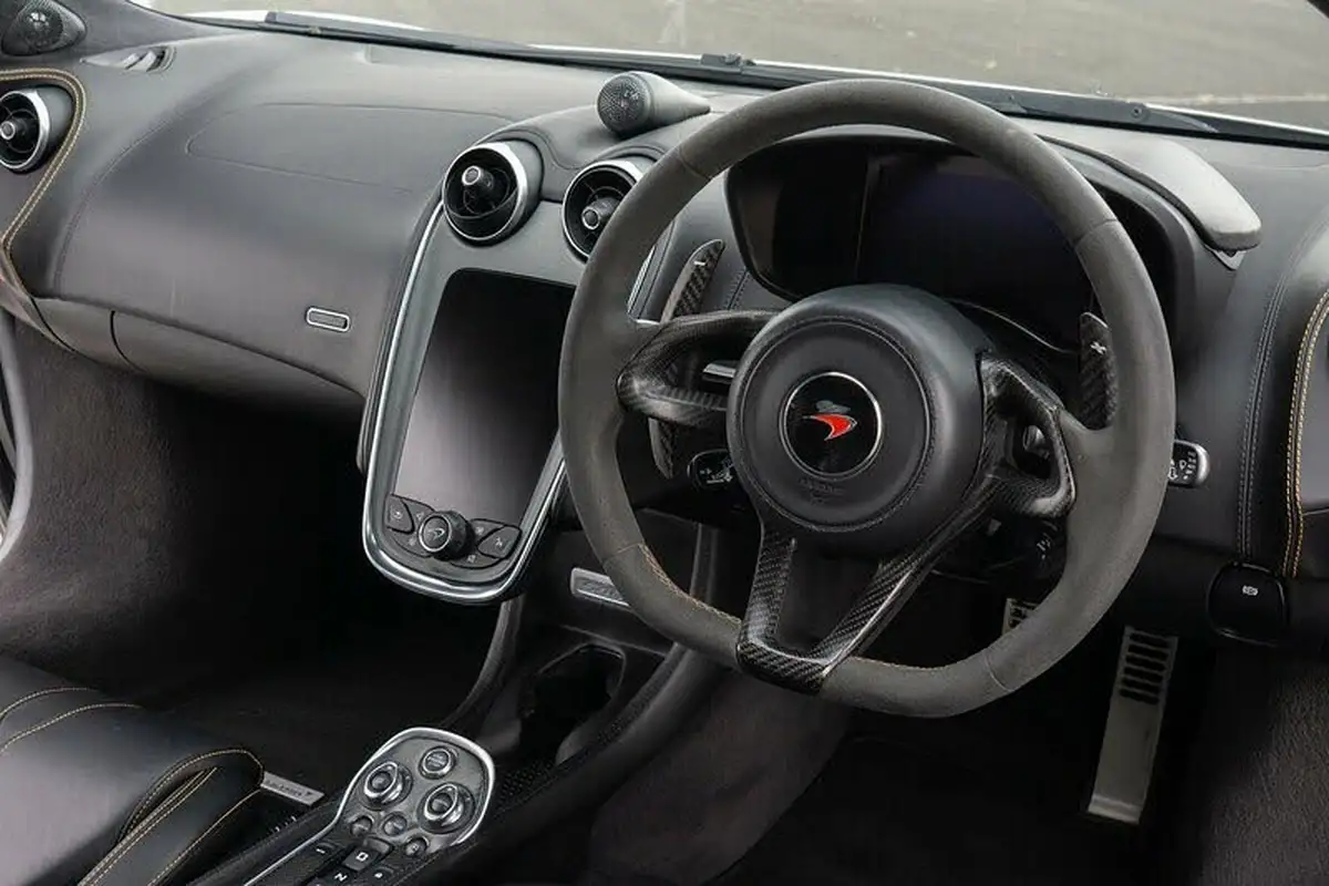 2016-mclaren-540c-38-big-2