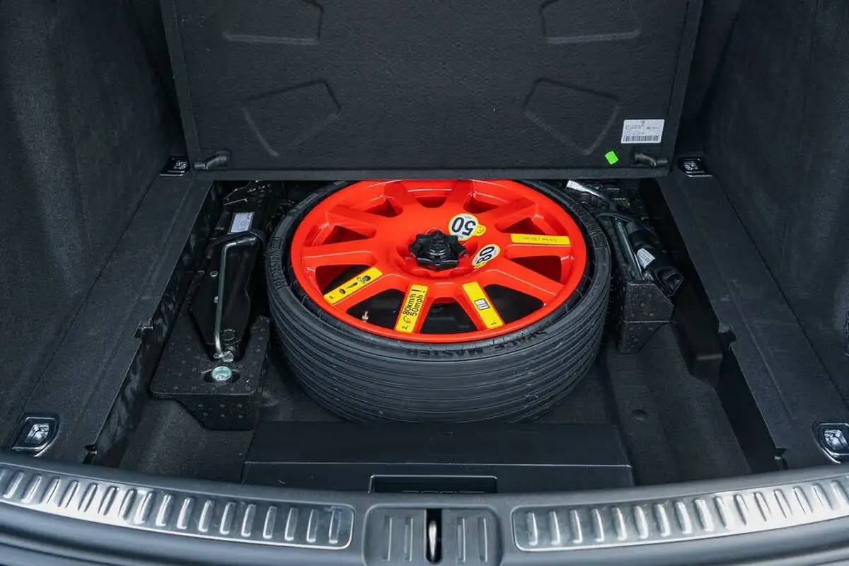 2022-porsche-macan-29-v6-s-big-17