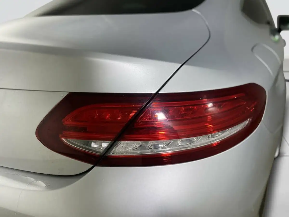 2018-mercedes-benz-c-class-21d-c220d-amg-line-premiumss-coupe-2d-9g-tronic-plus-big-12