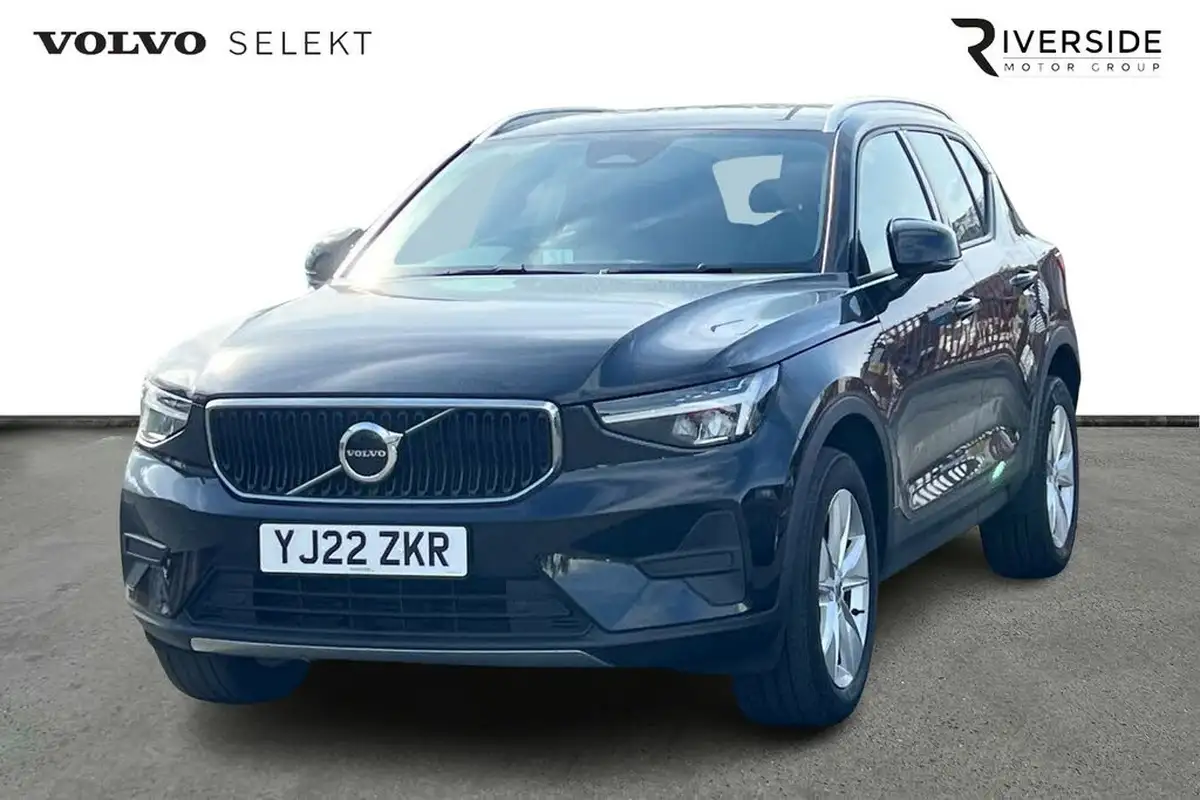 2022-volvo-xc40-20-b3-core-big-8