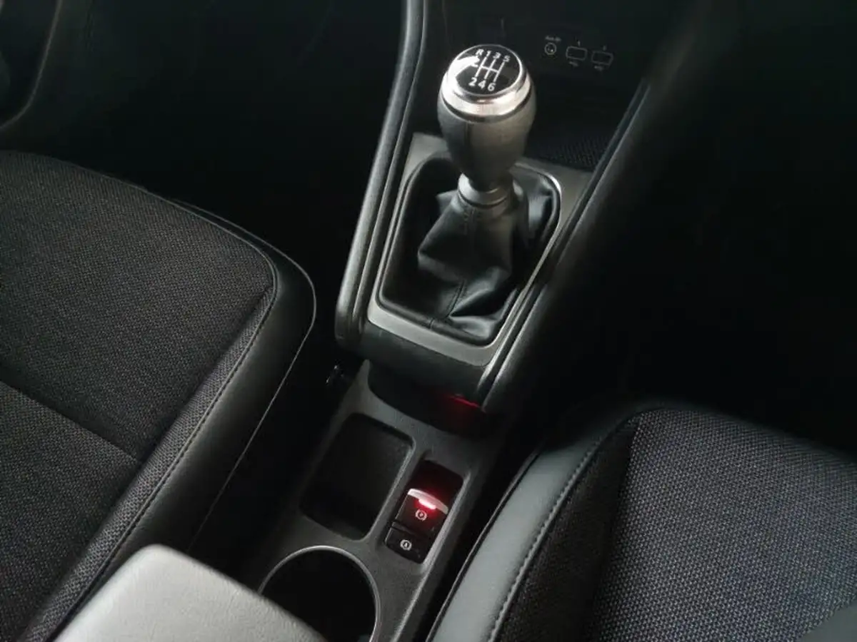 2023-renault-captur-10-tce-rive-gauche-se-big-15