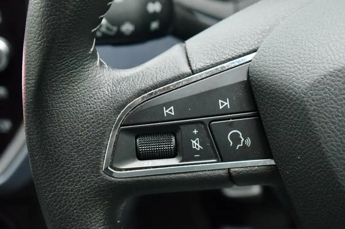 2020-seat-arona-10-tsi-evo-se-technology-big-33