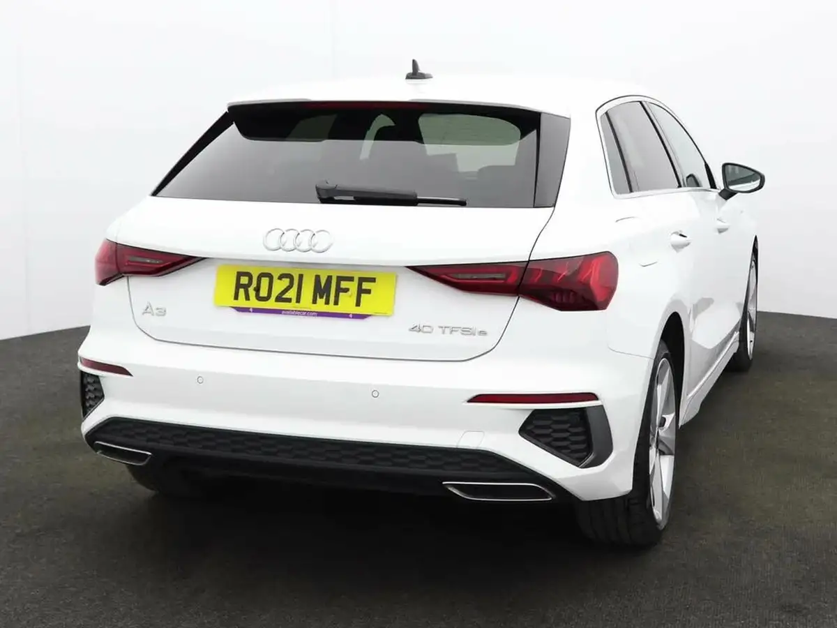2021-audi-a3-14-40-tfsi-e-s-line-big-4