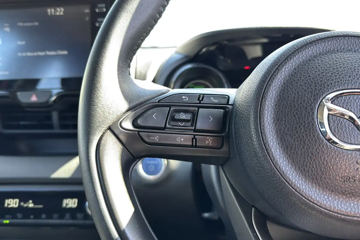 2022-mazda-mazda2-15-agile-big-15