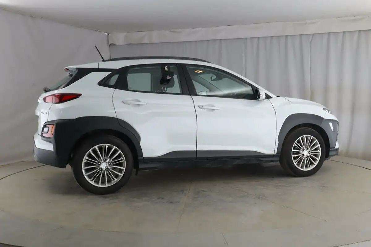 2018-hyundai-kona-10-t-gdi-se-big-3