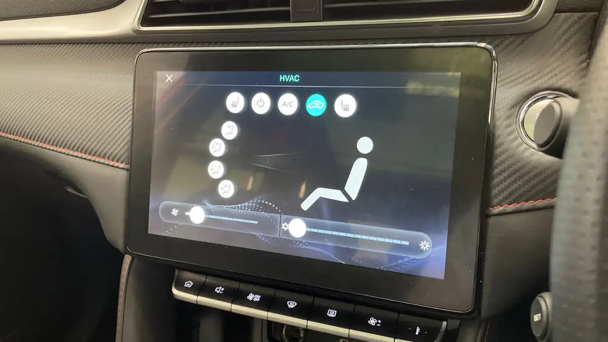 2023-mg-zs-suv-10t-gdi-exclusive-big-26