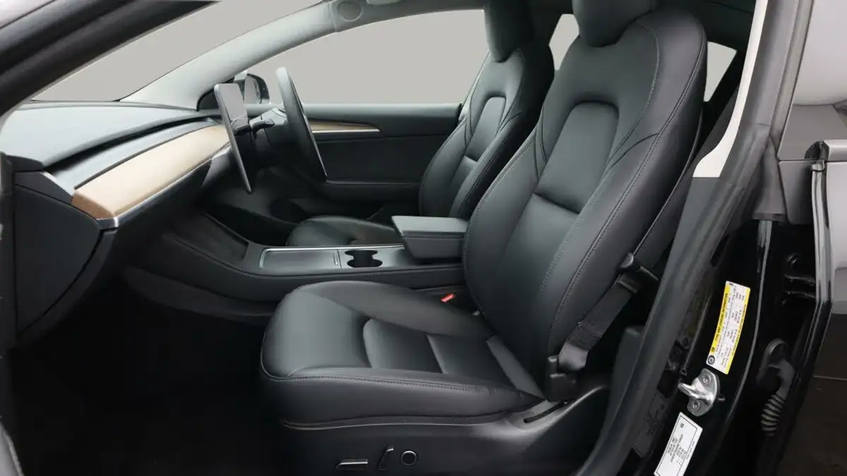 2021-tesla-model-3-e-long-range-4x4-big-14