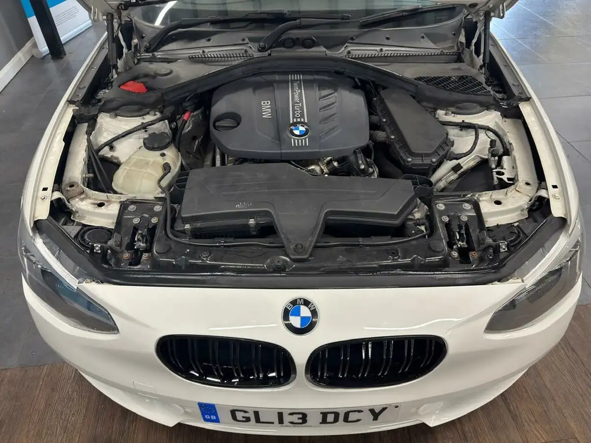 2013-bmw-1-series-20td-116d-se-116bhp-sports-hatch-3d-big-16