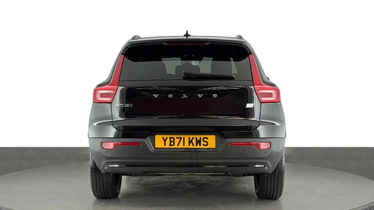 2021-volvo-xc40-15-t5-r-design-262bhp-big-4