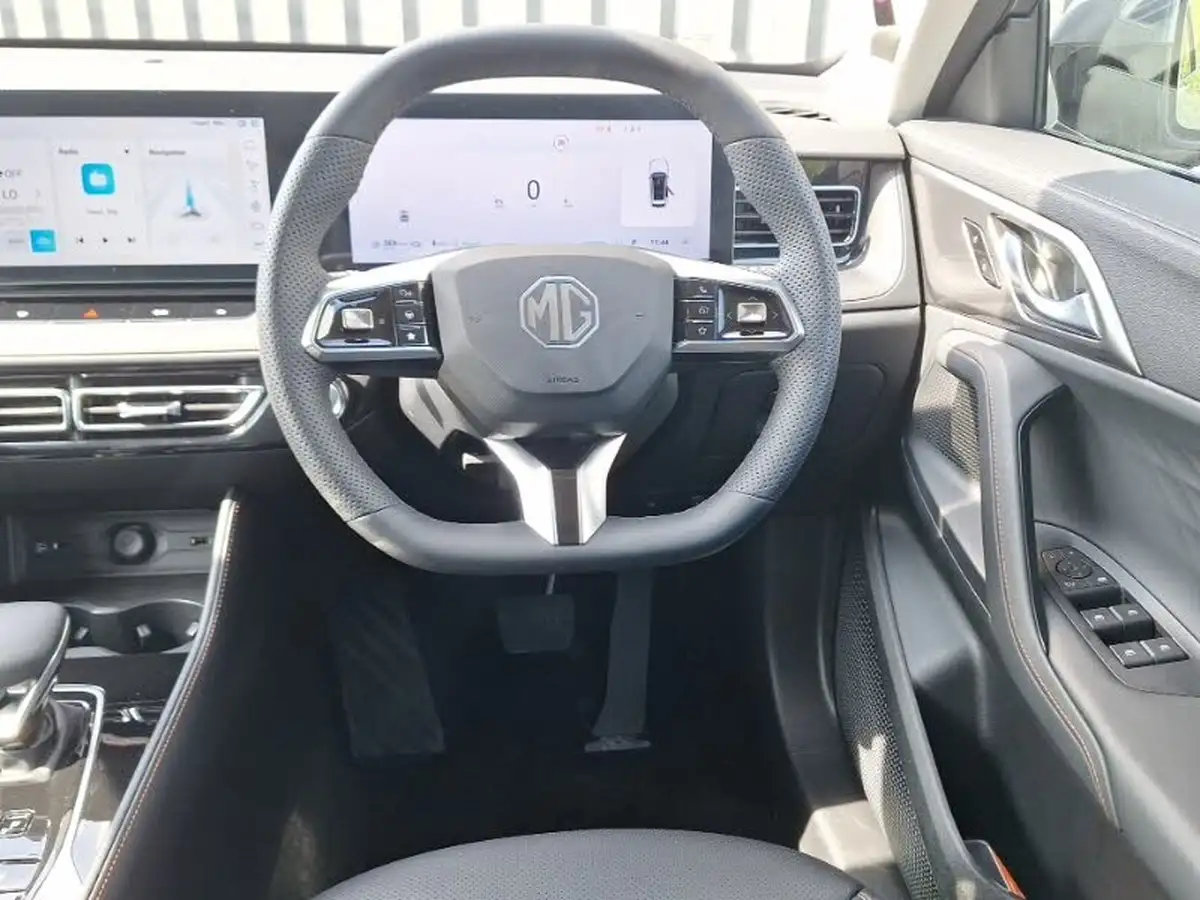 2024-mg-hs-15t-gdi-trophy-273ps-plug-in-hybrid-1496cc-auto-big-6