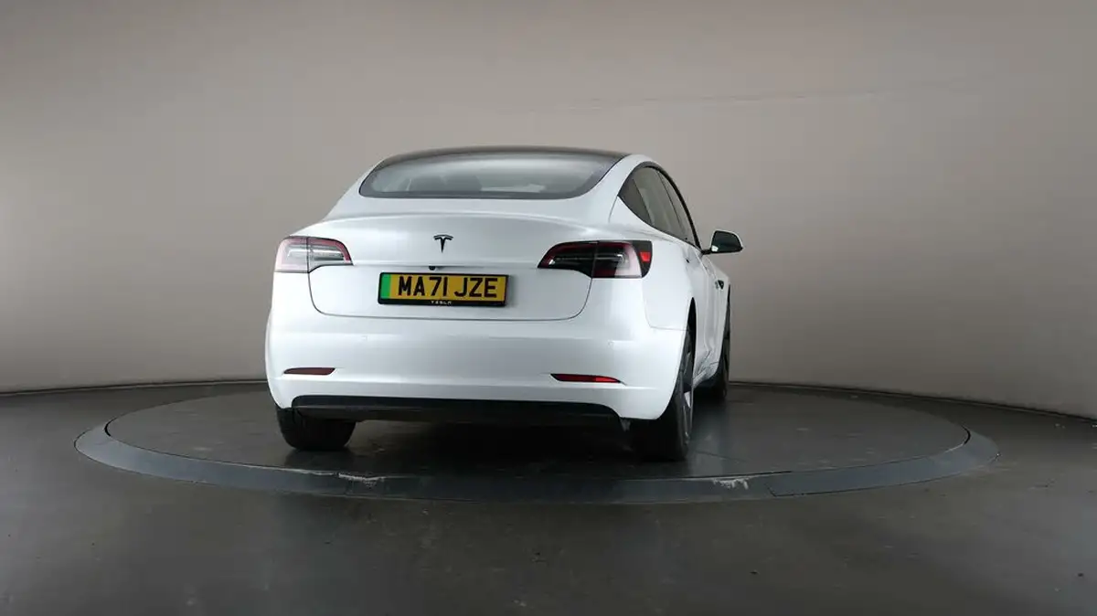 2021-tesla-model-3-e-standard-plus-big-63
