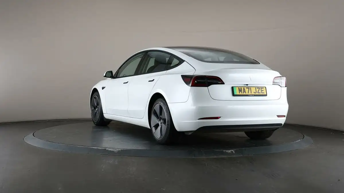 2021-tesla-model-3-e-standard-plus-big-59