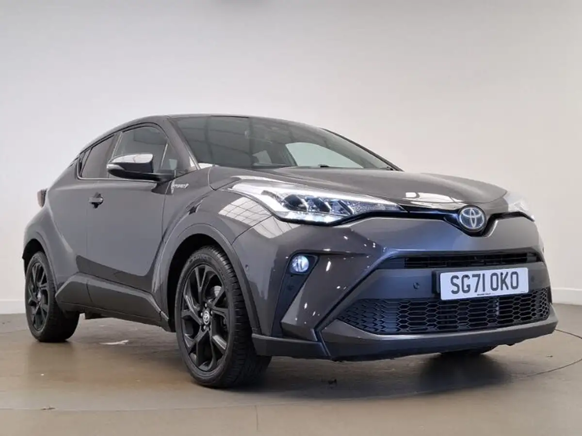 2021-toyota-c-hr-18-vvt-i-design-big-0