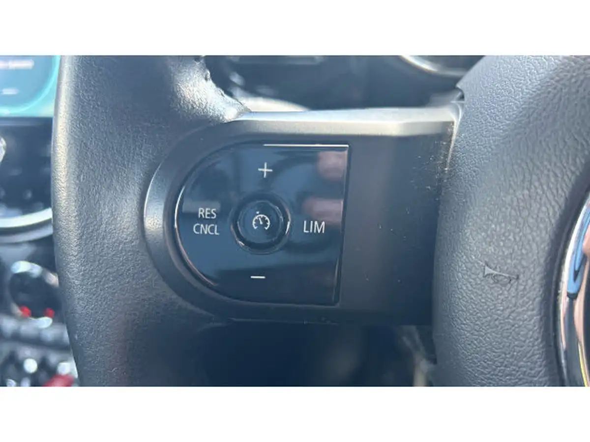 2021-mini-cooper-15-one-classic-5d-big-16