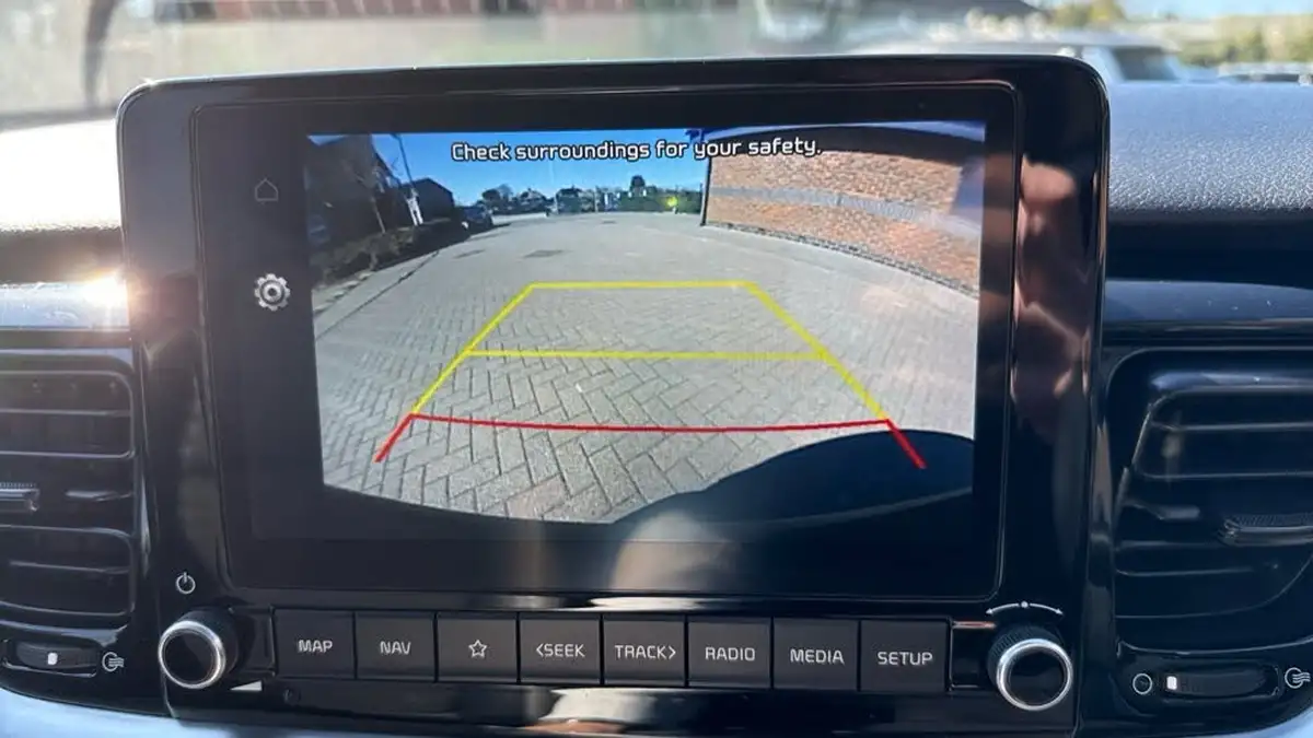 2022-kia-stonic-10-t-gdi-connect-big-38