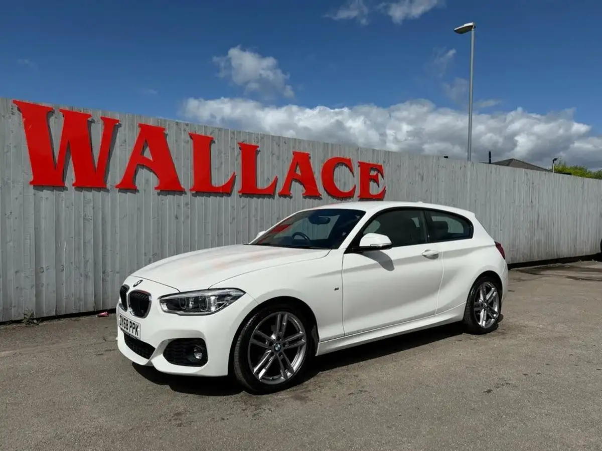 2018-bmw-1-series-15-118i-m-sport-3d-big-10