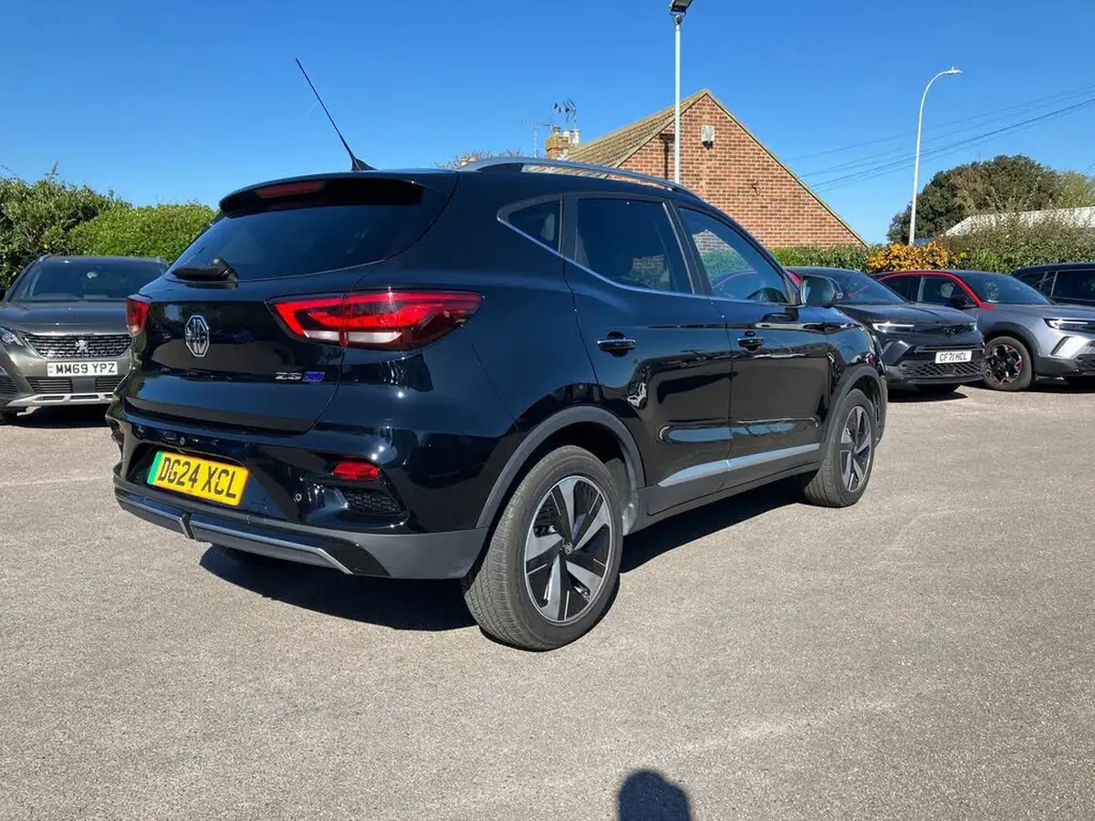 2024-mg-zs-suv-e-trophy-connect-ev-176ps-big-39