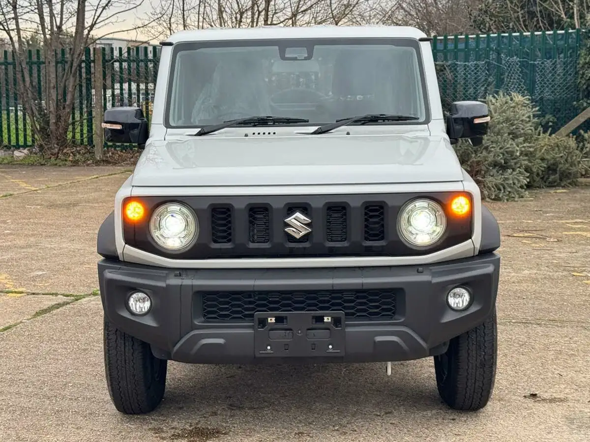 2024-suzuki-jimny-15-sierra-4wd-big-1