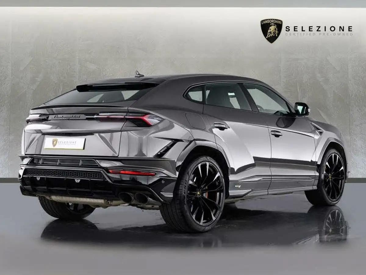 2024-lamborghini-urus-40-no-trim-big-2