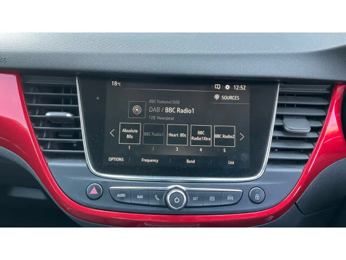 2021-vauxhall-crossland-12-sri-nav-130ps-big-32