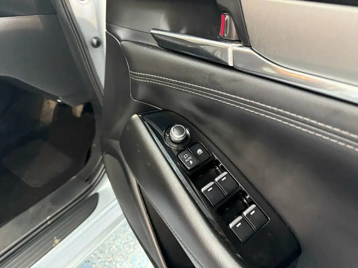 2019-mazda-mazda6-22td-skyactiv-d-se-l-lux-nav-tourer-5d-big-25