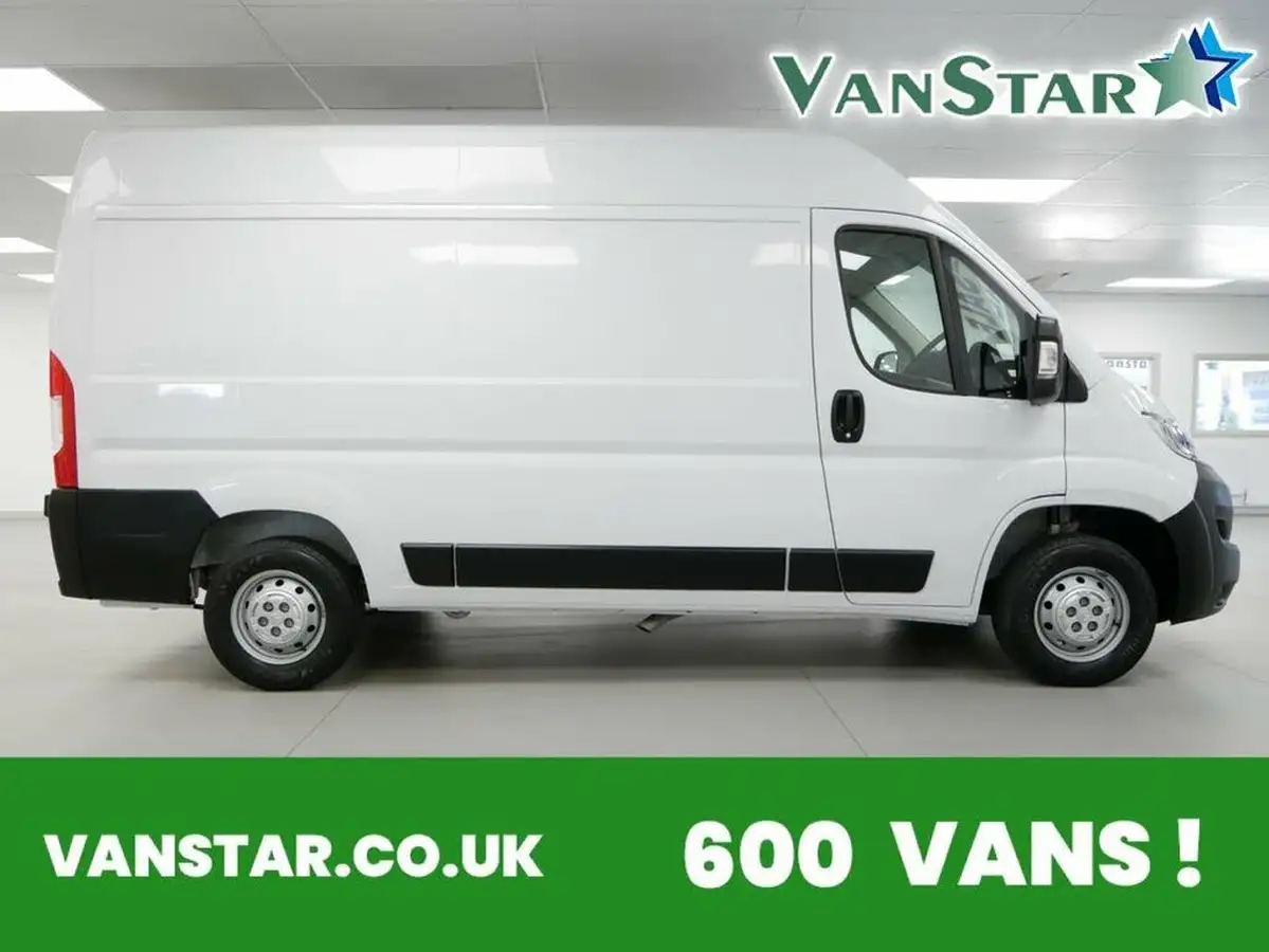 2022-citroen-relay-22bluehdi-35-l2h2-enterprise-big-0