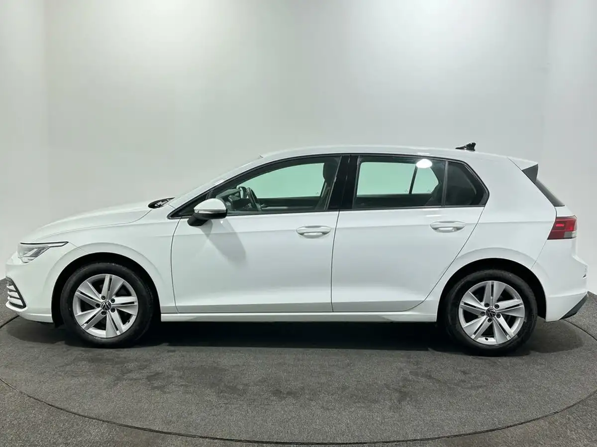 2020-volkswagen-golf-15-etsi-life-150ps-hatchback-big-3